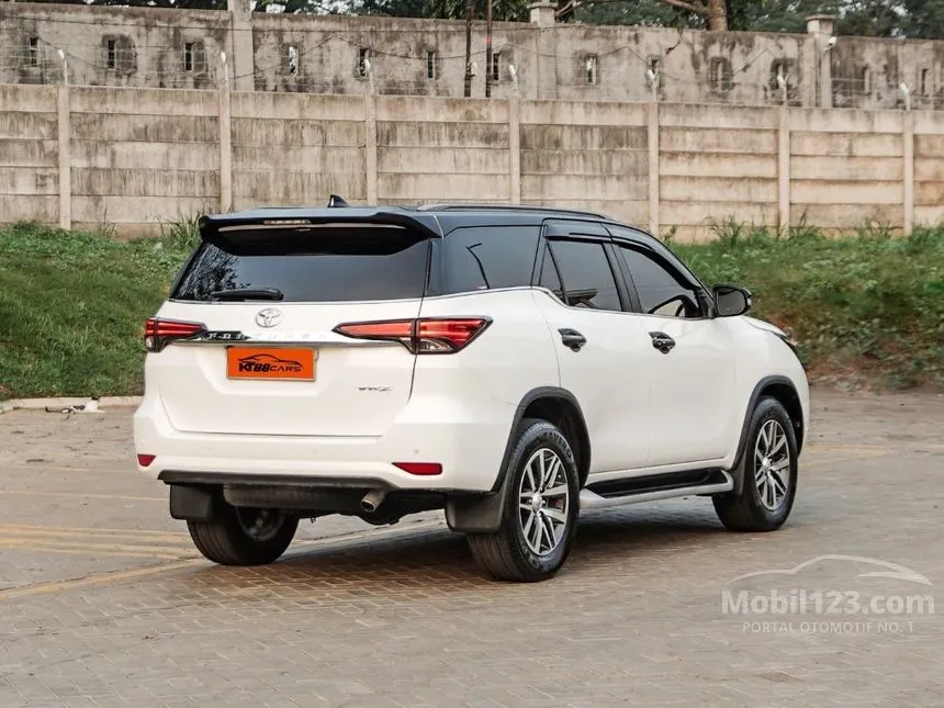 2017 Toyota Fortuner VRZ 4X2 SUV