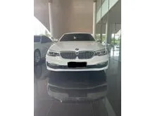2017 BMW 530i 2.0 Luxury Sedan