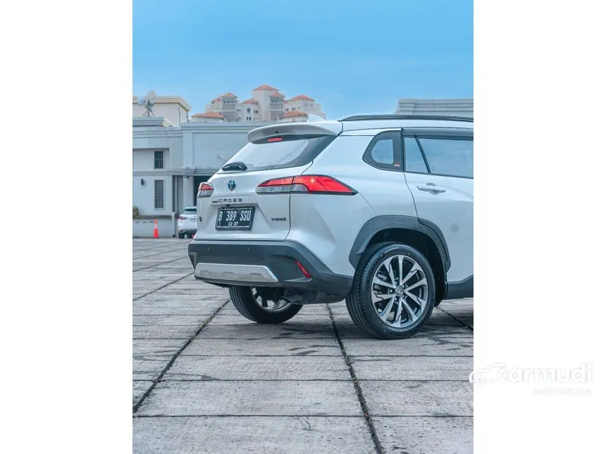 2021 Toyota Corolla Cross Hybrid SUV