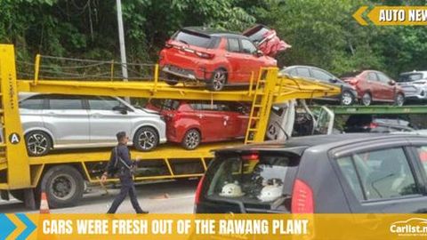 Two trailers carrying Perodua vehicles collided with each other on the NKVE