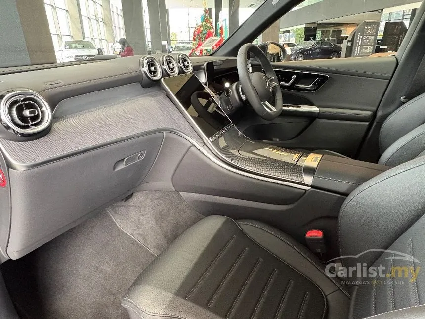 2025 Mercedes-Benz GLC200 4MATIC SUV