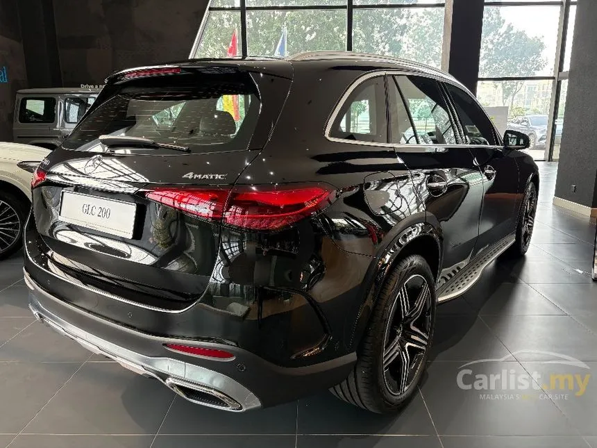 2025 Mercedes-Benz GLC200 4MATIC SUV