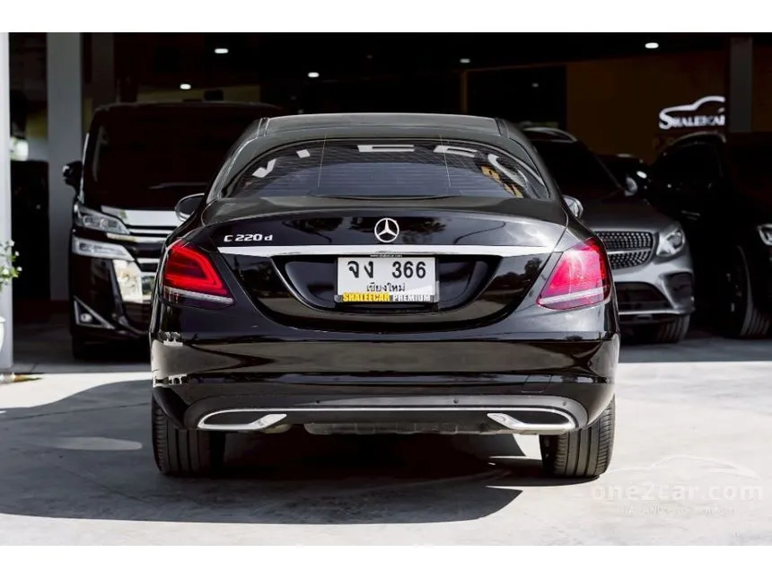 2022 Mercedes-Benz C220 d Avantgarde Sedan