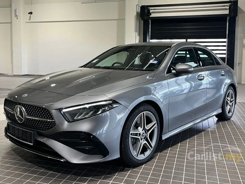 2025 Mercedes-Benz A250 4MATIC AMG Line Sedan