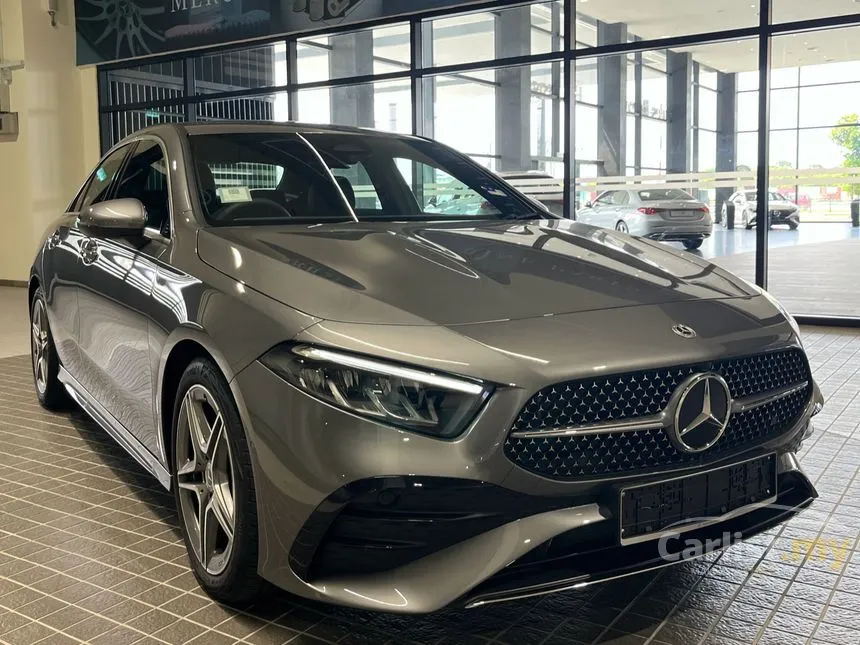 2025 Mercedes-Benz A250 4MATIC AMG Line Sedan