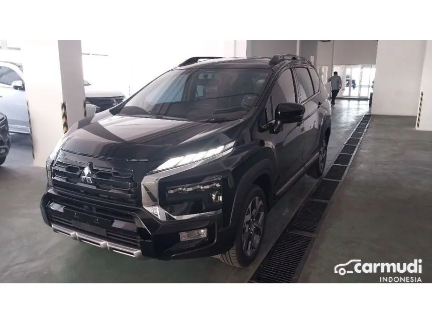 2024 Mitsubishi Xpander CROSS Premium Package Wagon