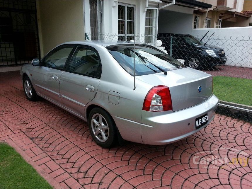 2001 Kia Spectra LS Sedan