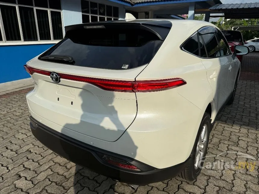 2022 Toyota Harrier S SUV