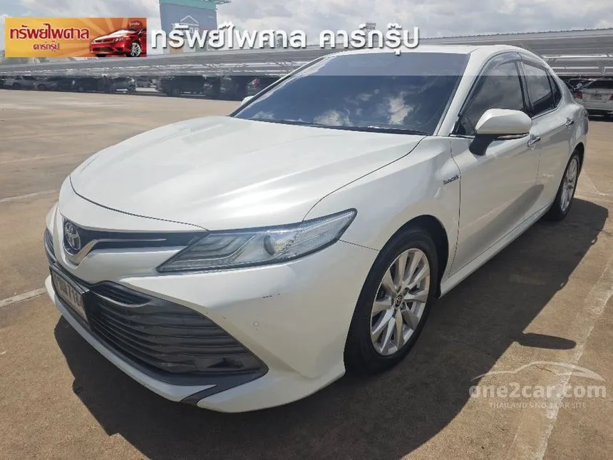 2020 Toyota CAMRY Hybrid Sedan