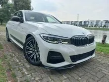 2019 BMW 330i 2.0 (A) M-Sport CBU