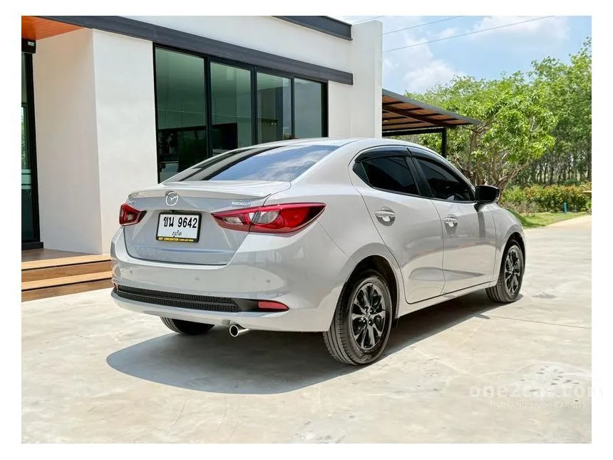 2026 Mazda 2 Signature Sedan