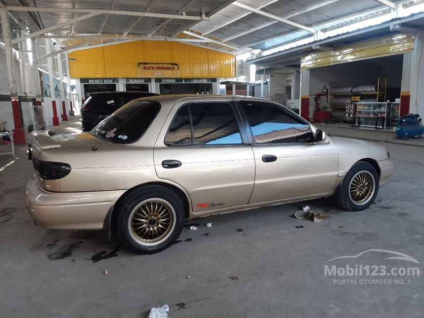 Jual Mobil Timor S-515i 2000 DOHC 1.5 di Jawa Barat Manual Sedan Emas ...
