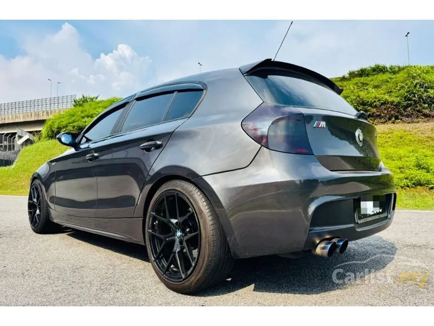 2005 BMW 120i Hatchback