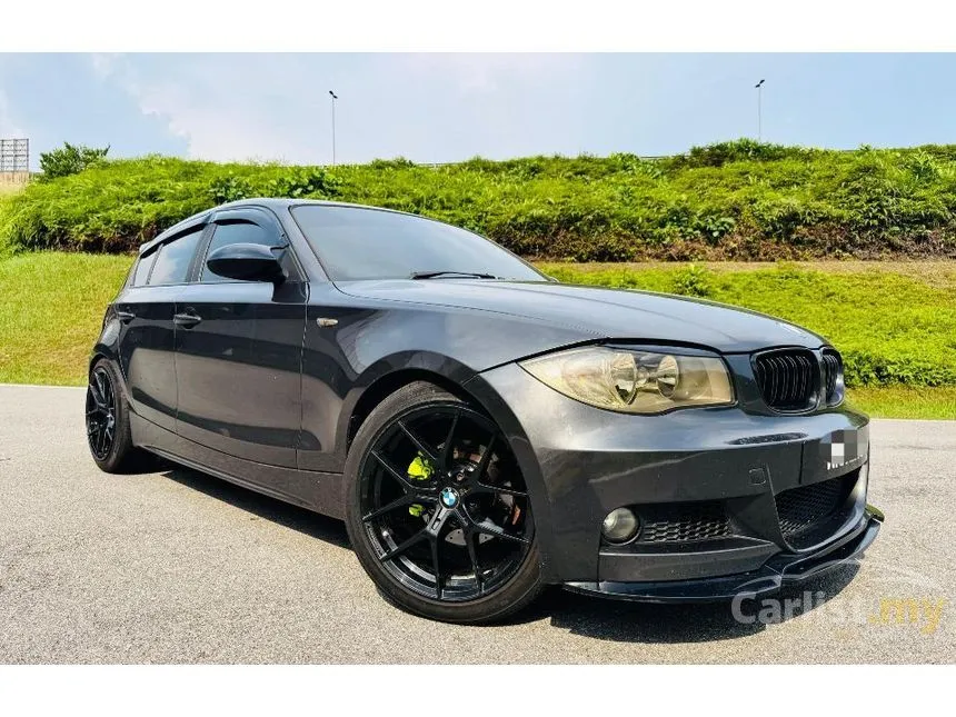 2005 BMW 120i Hatchback