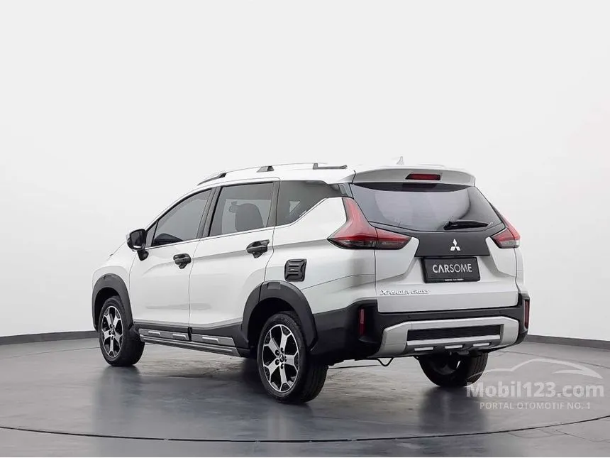 2022 Mitsubishi Xpander Cross MPV