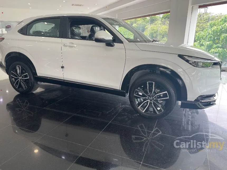 2025 Honda HR-V S SUV
