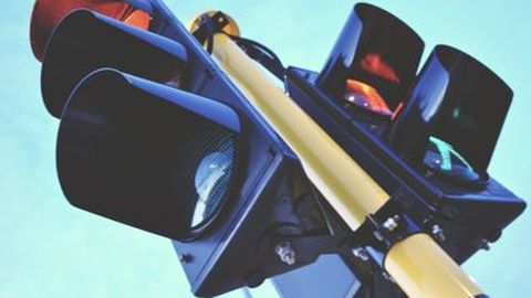 Sejarah Lampu Lalu Lintas, Sistem Revolusioner dari London