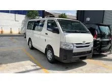 2026 Toyota Hiace 3.0 Window Van Van 11 Seaters