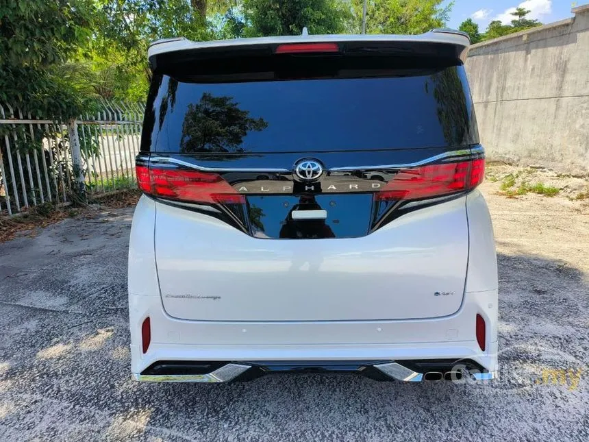 2024 Toyota Alphard Executive Lounge MPV