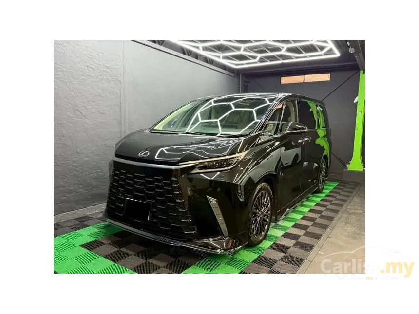 2024 Lexus LM 500h Version L 6 Seater MPV