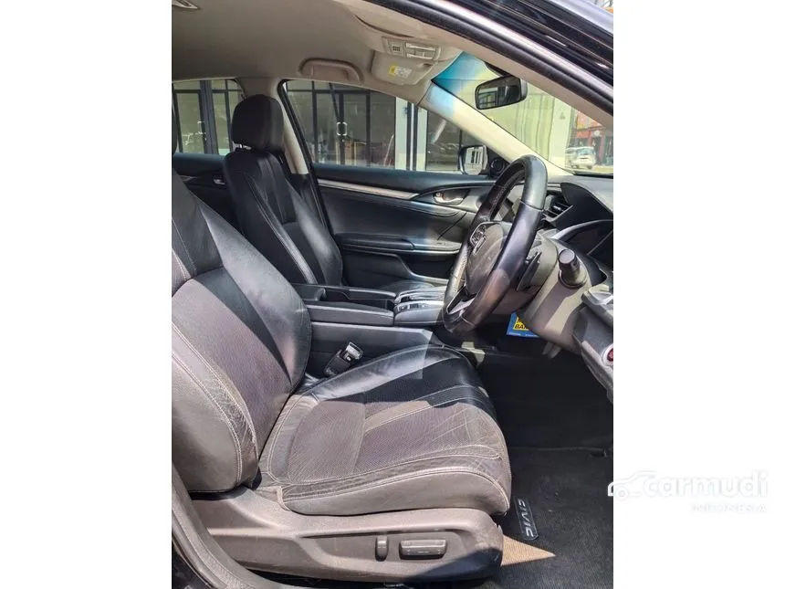 2016 Honda Civic ES Sedan