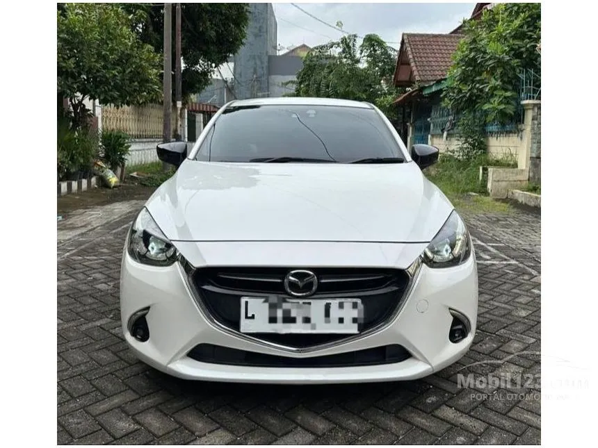 Jual Mobil Mazda 2 2018 GT 1.5 di Jawa Timur Automatic Hatchback Putih Rp 227.000.000