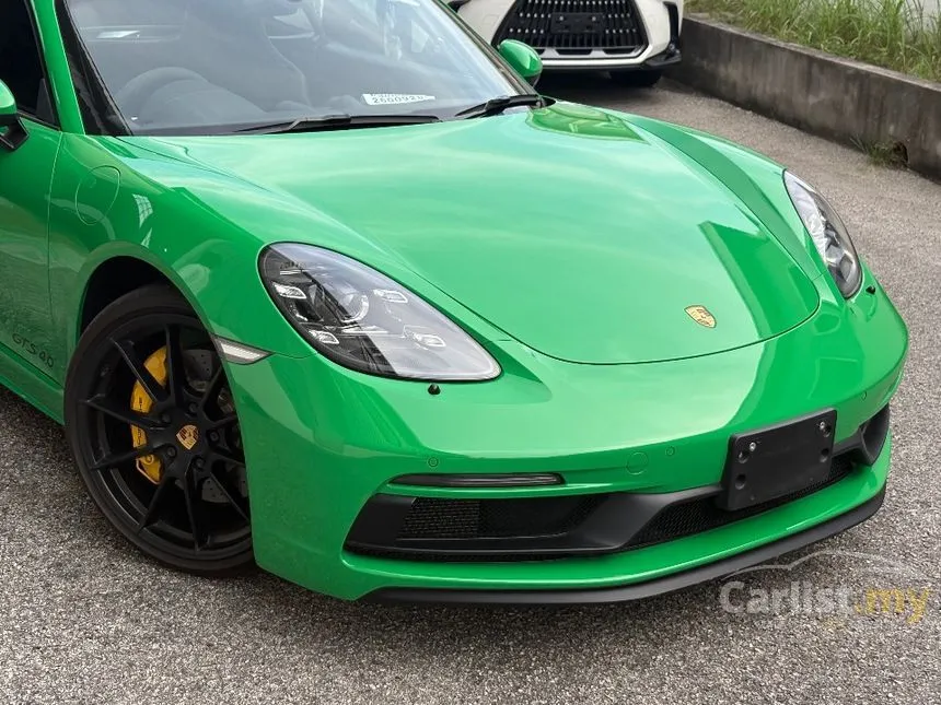 2022 Porsche 718 Cayman GT4 Coupe