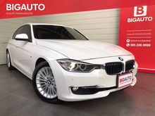2015 BMW 320i 2.0 F30 (ปี 11-16) Sedan AT
