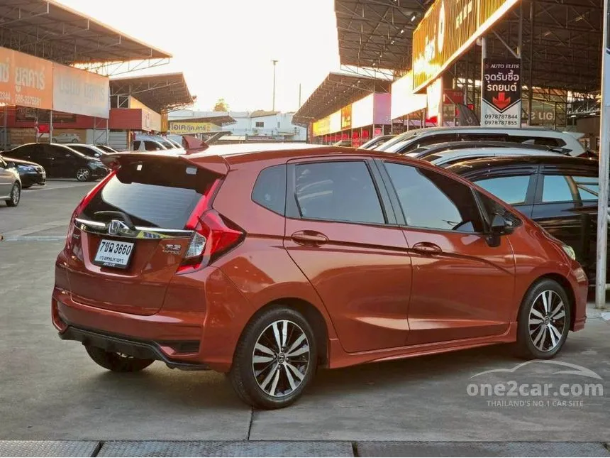 2017 Honda JAZZ RS Hatchback