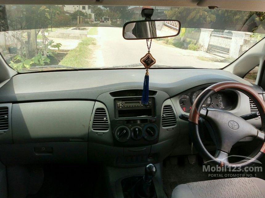 2007 Toyota Kijang Innova E MPV