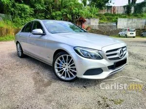 2017 Mercedes-Benz C350e 2.0 AMG Line Sedan