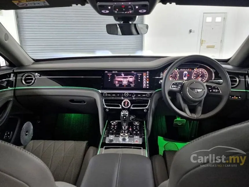 2022 Bentley Flying Spur V6 Hybrid Sedan