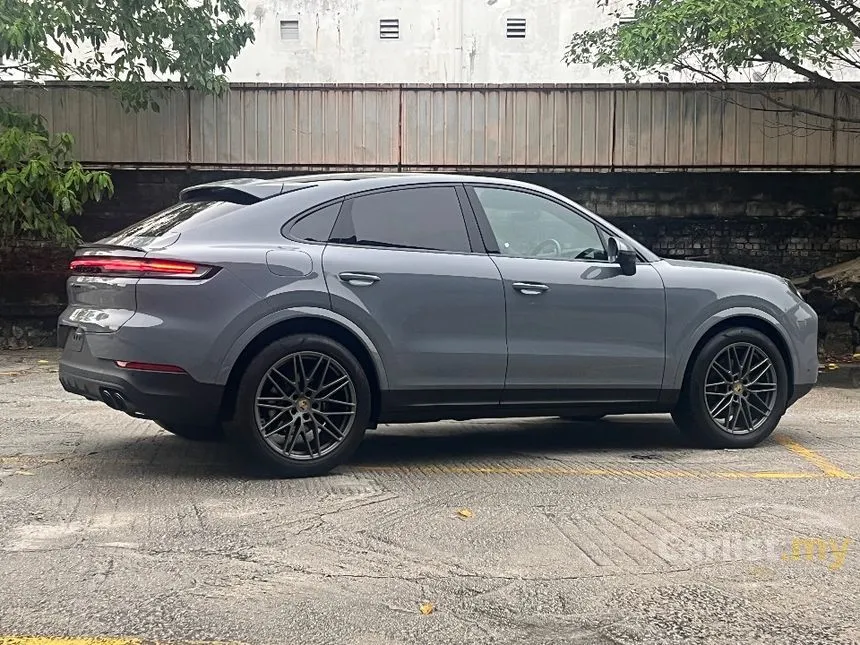 2023 Porsche Cayenne Coupe