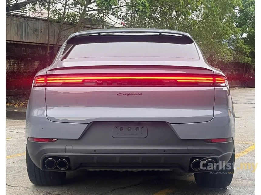 2023 Porsche Cayenne Coupe