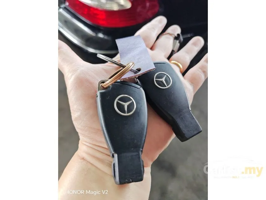 2004 Mercedes-Benz CLK200K Coupe