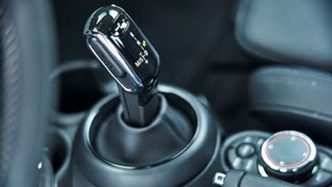 MINI นำเสนออ็อปชั่นเกียร์ดูอัลคลัตช์ 7 สปีดเป็นครั้งแรก