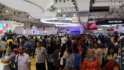 Mau Beli Mobil Baru? Mampir di Surabaya Auto Show 2015