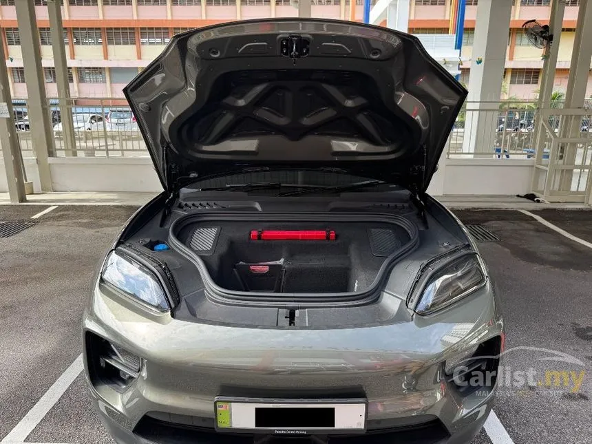 2024 Porsche Macan 4 SUV