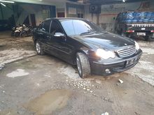 2005 Mercedes-Benz C240 2.6 Elegance Sedan