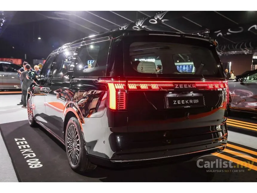 2025 Zeekr 009 Executive MPV