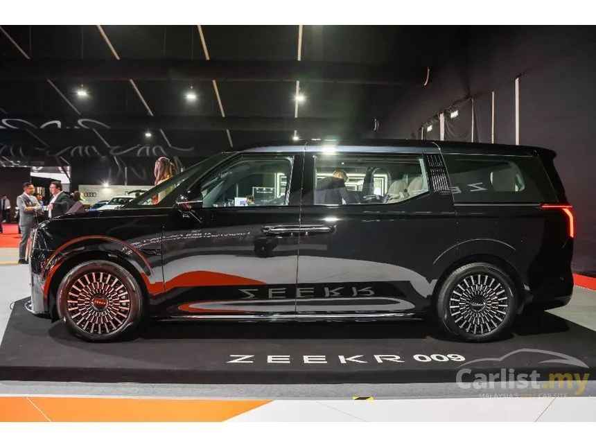 2025 Zeekr 009 Executive MPV