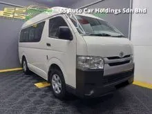 2016 Toyota Hiace 2.7 Window Van 10 SEATER PETROL