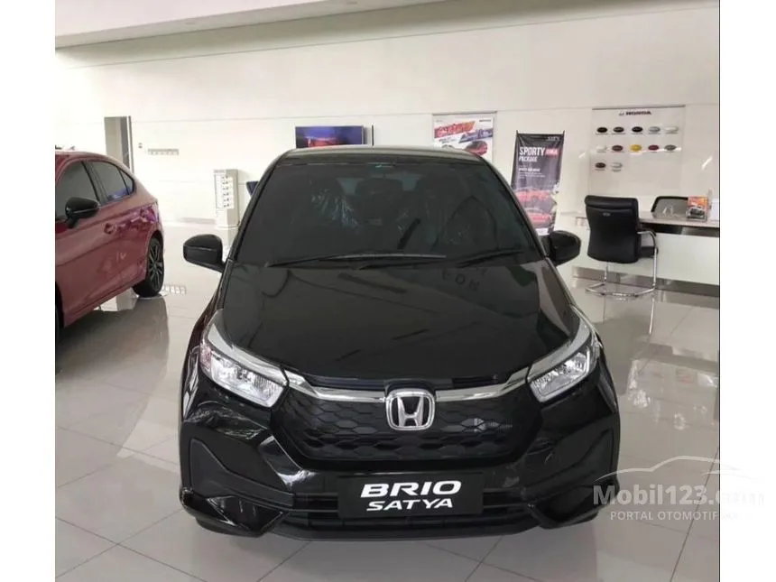 Jual Mobil Honda Brio 2024 E Satya 1.2 di Jawa Timur Automatic Hatchback Hitam Rp 191.800.000