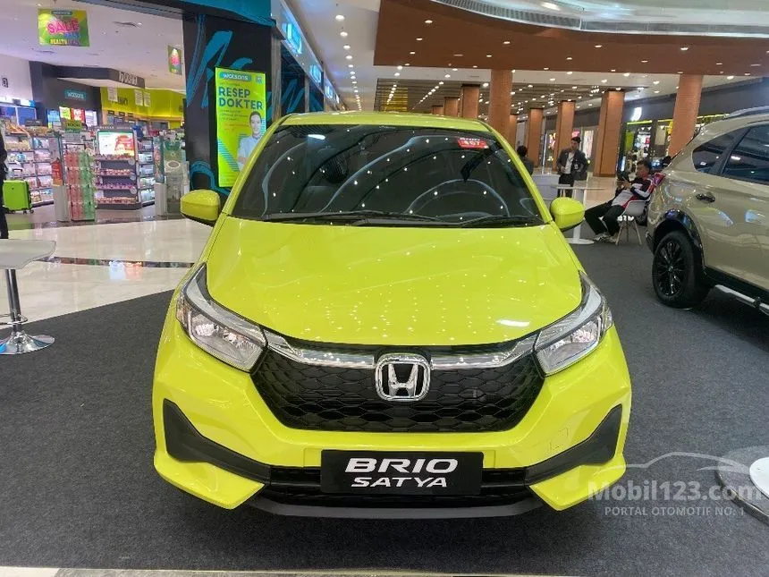 Jual Mobil Honda Brio 2024 E Satya 1.2 di Banten Automatic Hatchback Kuning Rp 158.900.000