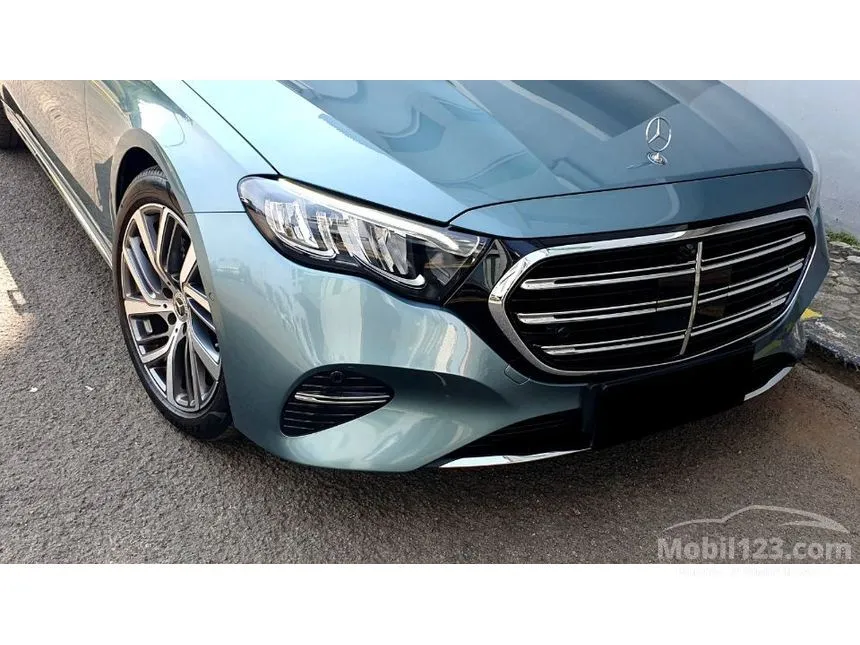 2024 Mercedes-Benz E200 Exclusive Line Sedan