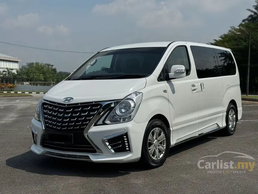 2018 Hyundai Grand Starex Royale MPV