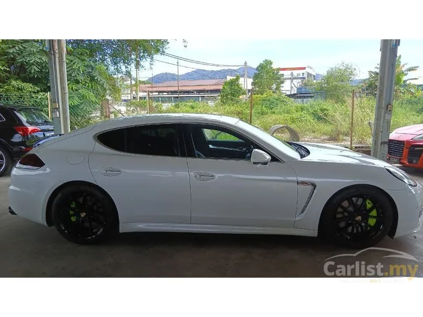 2011 Porsche Panamera Turbo S Hatchback