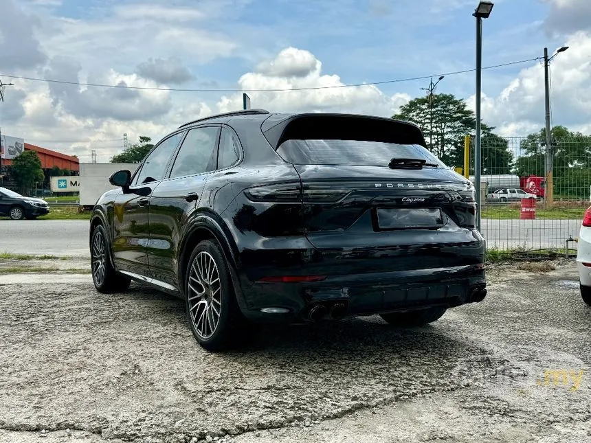 2022 Porsche Cayenne SUV