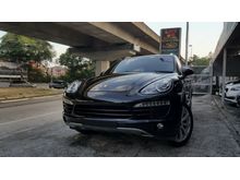 Porsche Cayenne 4.8 TURBO S NEW FACELIFT 2014,SUPER FULL SPEC,3 MONITORS DVD PLAYER,SUN ROOF,ORIGINAL CRYSTAL BLACK,LIMITED SPEC,ONE DATIN SRI OWNER
