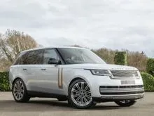 2025 Land Rover Range Rover 4.4 P615 SV SUV